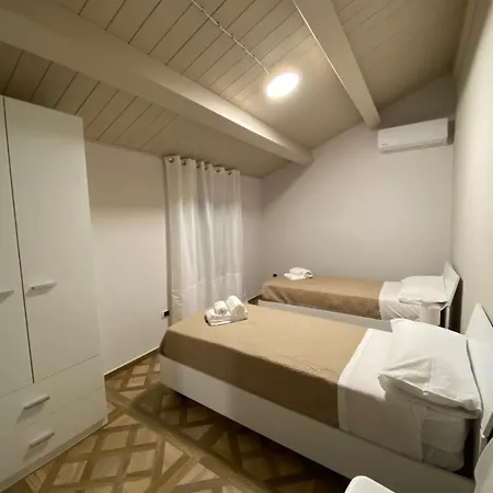 House Nocleg ze śniadaniem *